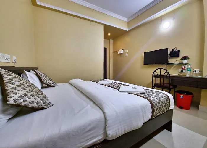 Bhimas Inn -Puratchi Thalaivar Dr M G Ramachandran Central Railway Station Chennai